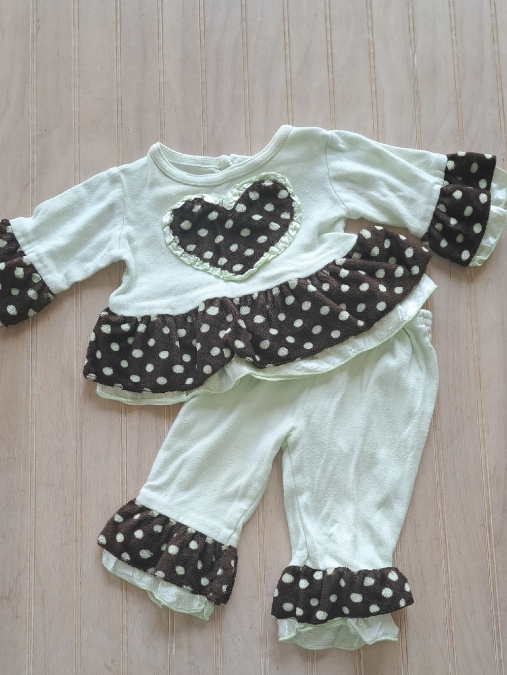 Boutique Brown Polka Dot Heart Ruffle 2-Piece Cotton Plush Baby Outfit Infant